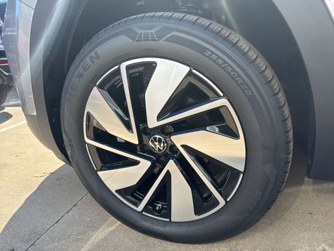 New 2026 Volkswagen Atlas SEL AWD/4WD image 26