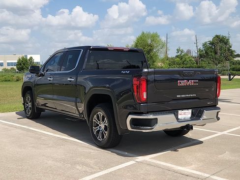 Used 2025 GMC Sierra 1500 SLT AWD/4WD image 7