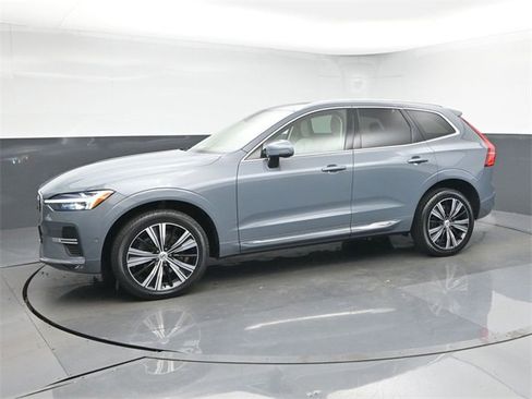Used 2022 Volvo XC60 B6 Inscription w/ Advanced Package image 4