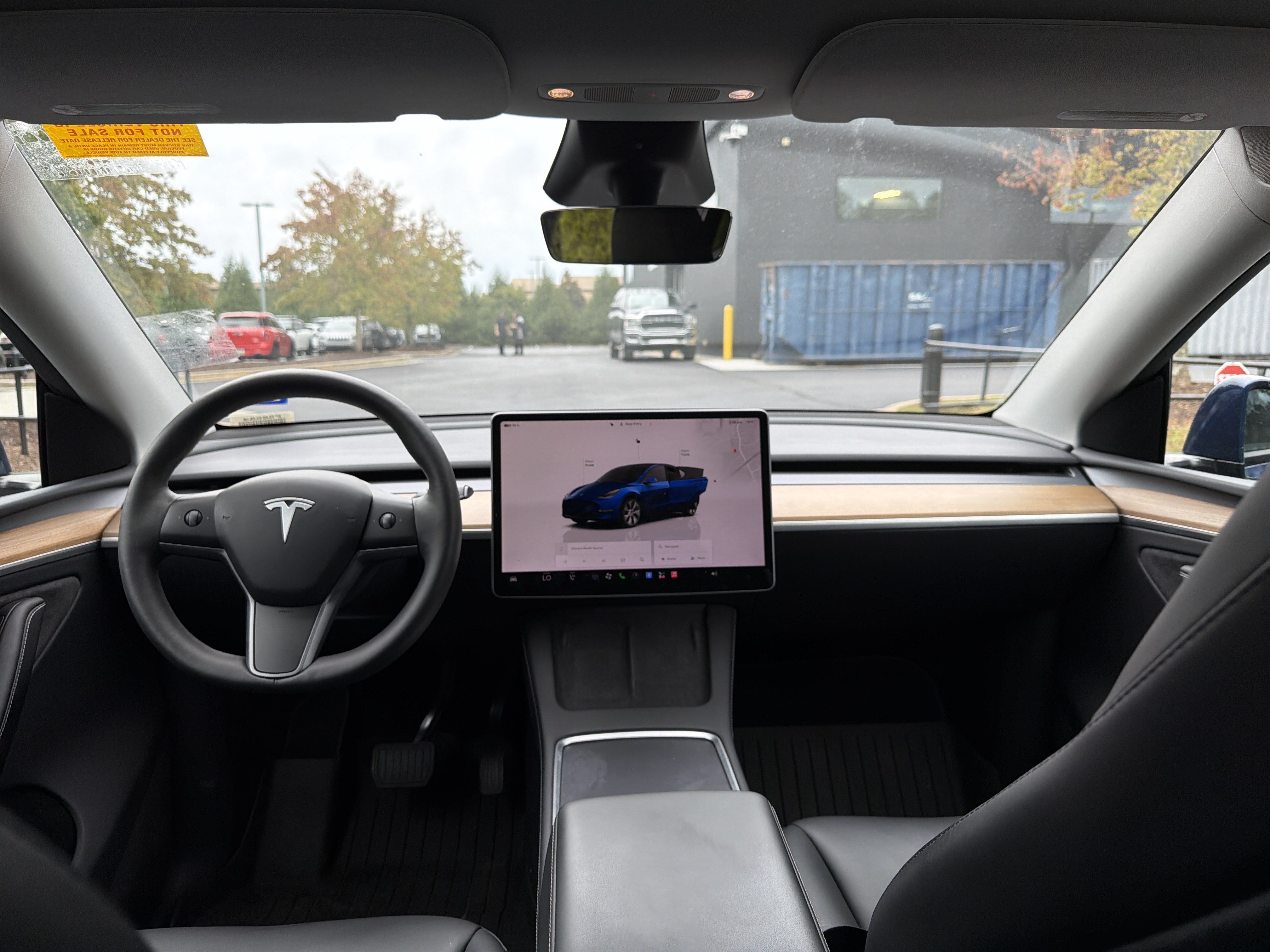 Used 2023 Tesla Model Y Long Range AWD/4WD image 22