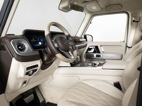 Used 2021 Mercedes-Benz G 550 image 15