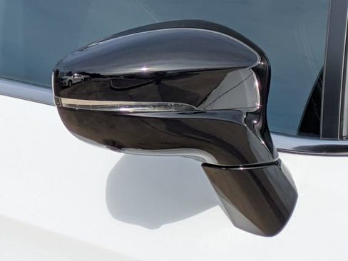 New 2026 Chrysler Pacifica Select image 12