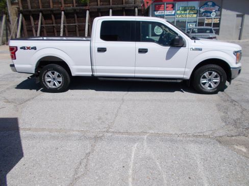 Used 2020 Ford F150 XLT w/ Trailer Tow Package AWD/4WD image 4