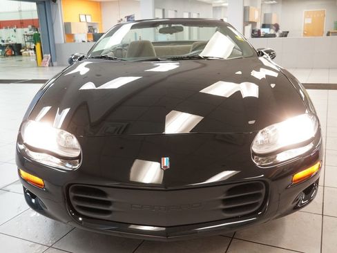 Used 2002 Chevrolet Camaro LT RWD image 14