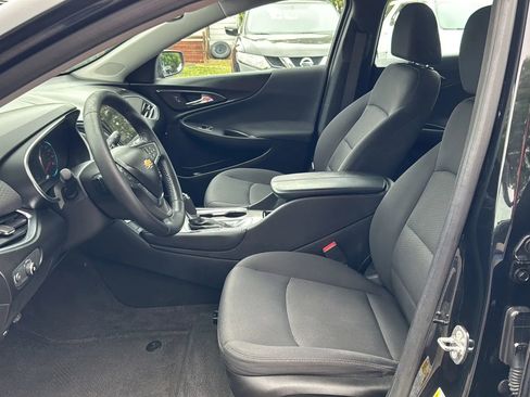 Used 2016 Chevrolet Malibu LT FWD image 10