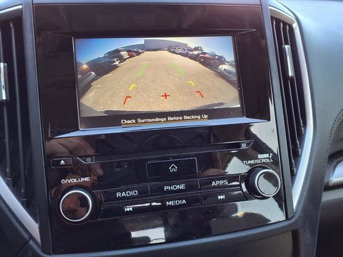 Used 2020 Subaru Forester Premium image 6