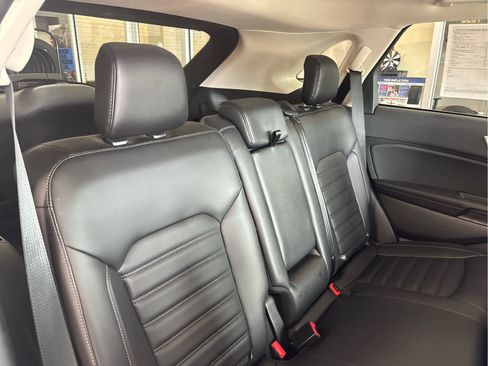 Used 2024 Ford Edge SEL w/ Convenience Package AWD/4WD image 38