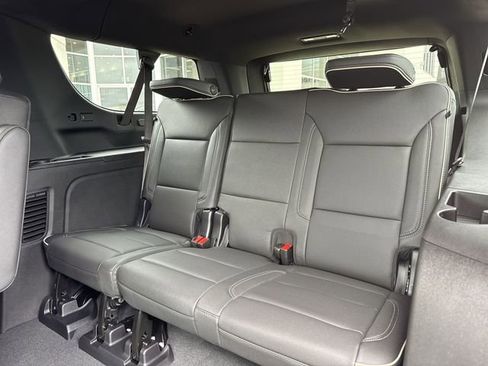 New 2026 GMC Yukon XL Elevation w/ Elevation Premium Package AWD/4WD image 10
