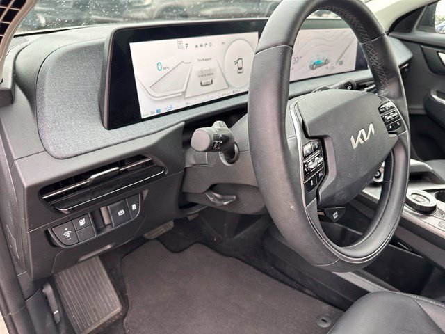 Used 2024 Kia EV6 Light AWD/4WD image 16