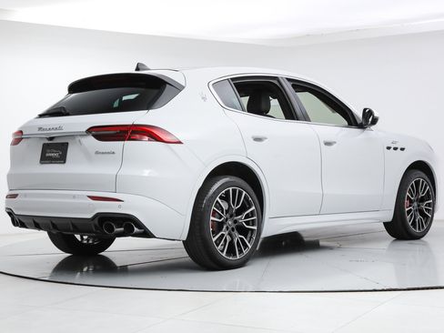 Used 2023 Maserati Grecale GT AWD/4WD image 5