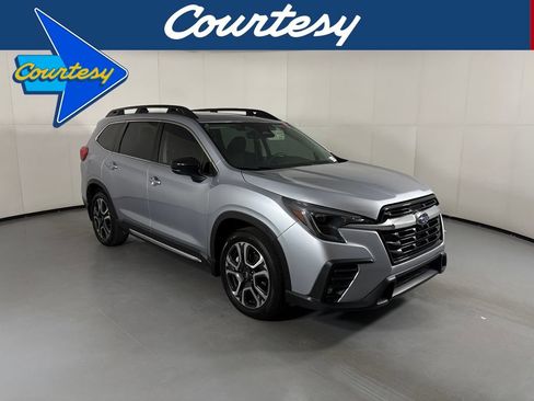 Used 2024 Subaru Ascent Limited w/ Technology Package AWD/4WD image 1