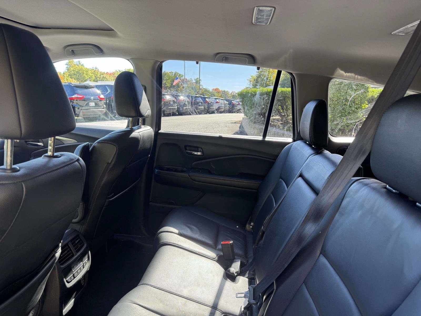 Used 2022 Honda Pilot Special Edition image 13
