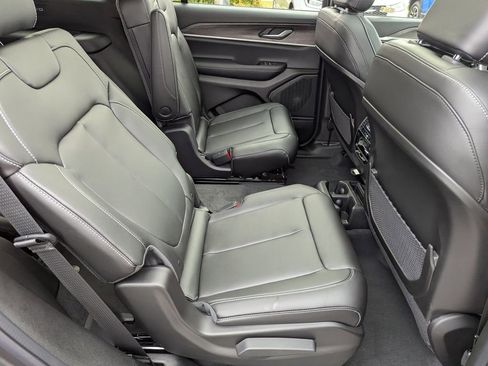 New 2025 Jeep Grand Cherokee L Limited w/ Trailer Tow Package image 35