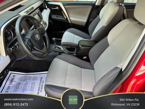 Used 2015 Toyota RAV4 XLE AWD/4WD image 8