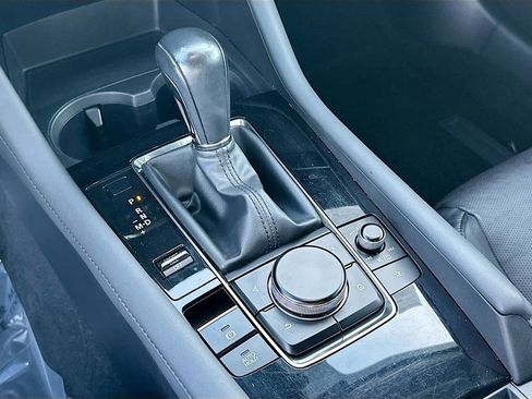 Used 2021 MAZDA MAZDA3 s image 17