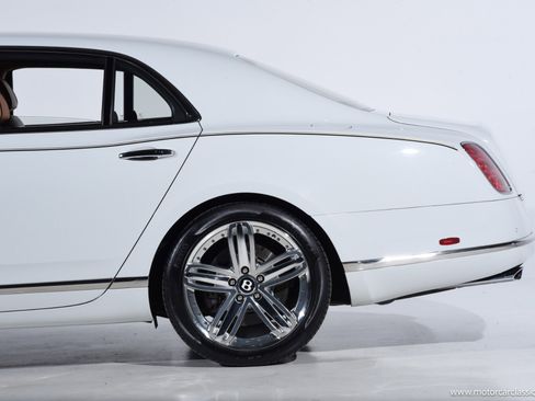 Used 2012 Bentley Mulsanne image 19