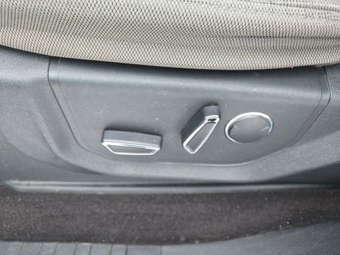 Used 2017 Ford F150 XLT w/ Equipment Group 302A Luxury image 16