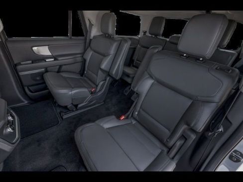 New 2025 Ford Expedition Active AWD/4WD image 10