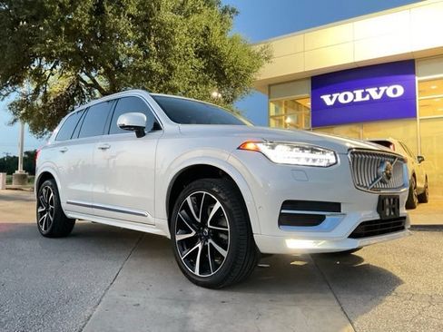 Certified 2023 Volvo XC90 B6 Plus AWD/4WD image 1