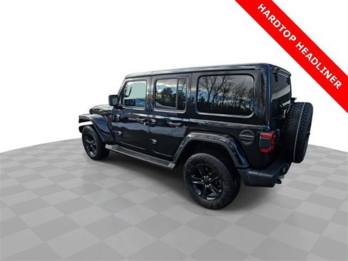 Used 2021 Jeep Wrangler Unlimited Sahara image 6