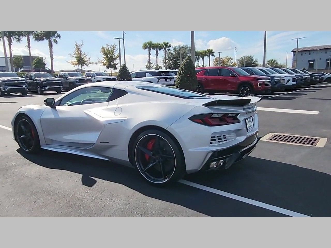 New 2026 Chevrolet Corvette E-Ray w/ ZER Performance Package AWD/4WD image 21