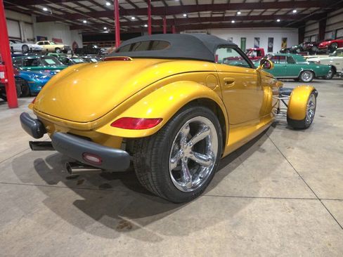 Used 2002 Chrysler Prowler RWD image 24