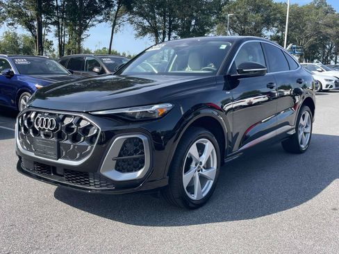Certified 2025 Audi Q5 Premium Plus AWD/4WD image 3