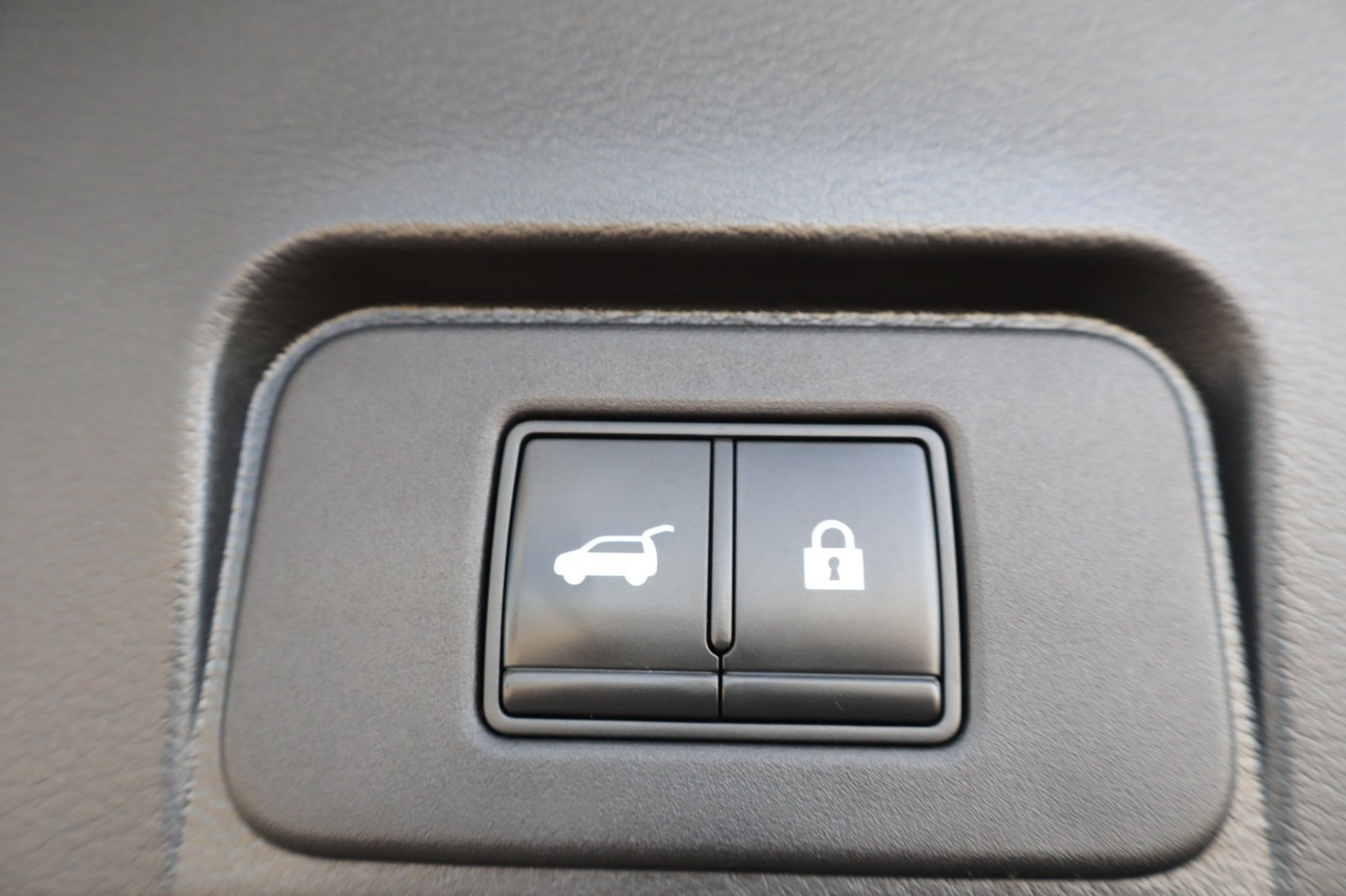 Used 2022 Nissan Rogue SL FWD image 40