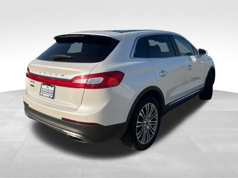 Used 2017 Lincoln MKX Reserve FWD image 11