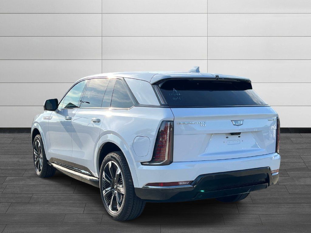 Certified 2026 Cadillac Escalade IQ Sport 2 AWD/4WD image 3