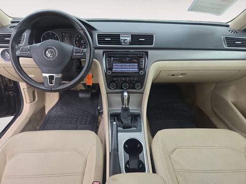 Used 2014 Volkswagen Passat TDI SE FWD image 10