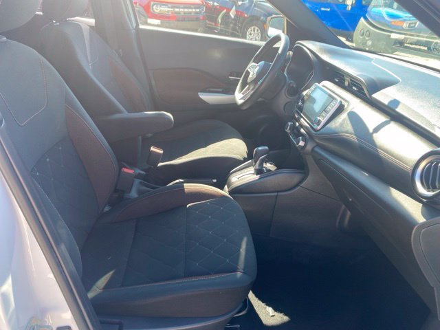 Used 2019 Nissan Kicks SR FWD image 14
