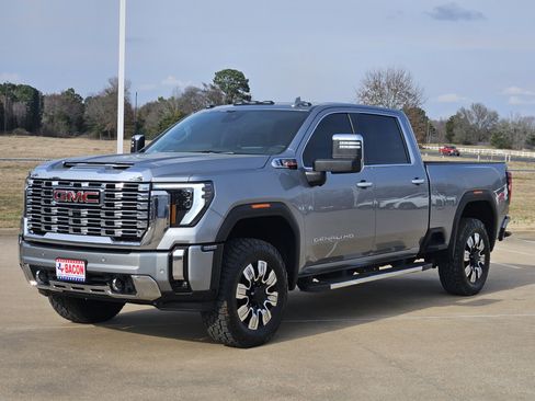 Used 2024 GMC Sierra 2500 Denali w/ Denali Reserve Package image 1