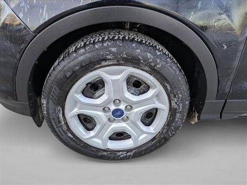 Used 2017 Ford Escape S image 10