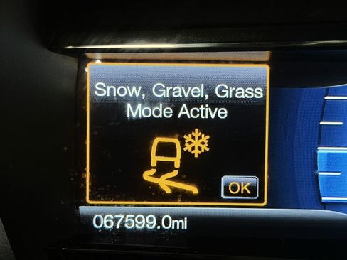 Used 2016 Ford Explorer Limited image 16