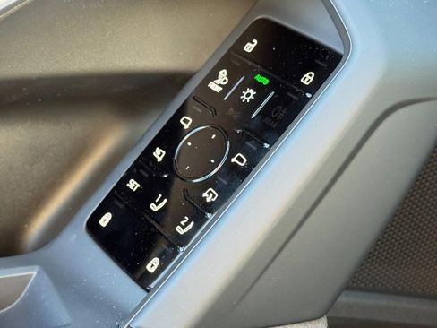 New 2025 Audi SQ5 Premium Plus image 12