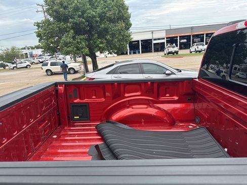 Used 2023 Ford F150 Lariat w/ FX4 Off-Road Package AWD/4WD image 4
