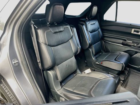 Used 2021 Ford Explorer ST w/ Equipment Group 401A AWD/4WD image 29