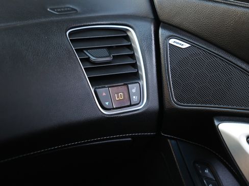 Used 2015 Chevrolet Corvette Stingray Coupe w/ 2LT Preferred Equipment Group image 39