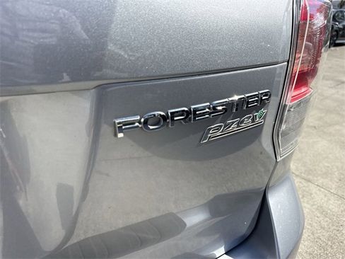 Used 2017 Subaru Forester 2.5i Touring image 25