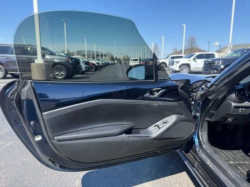 Used 2024 MAZDA MX-5 Miata Club image 10