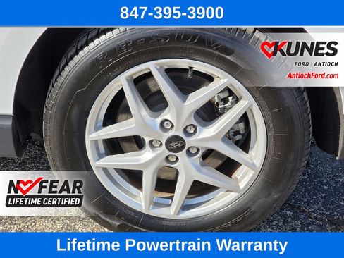 Used 2023 Ford Edge SEL image 11