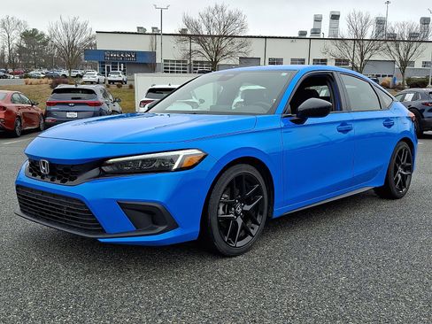 Used 2024 Honda Civic Sport image 3