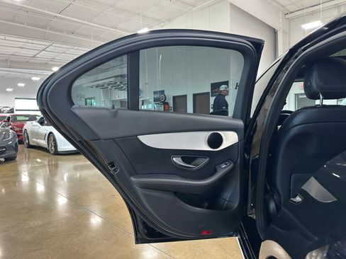 Used 2018 Mercedes-Benz C 300 Sedan image 33