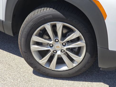Used 2023 Chevrolet TrailBlazer LS AWD/4WD image 11