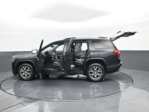 Used 2020 GMC Acadia SLT AWD/4WD image 32