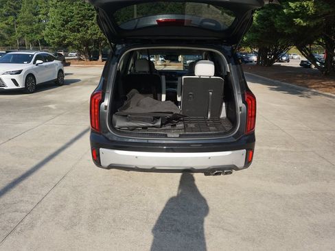 Used 2024 Kia Telluride S w/ S Sunroof Package FWD image 19