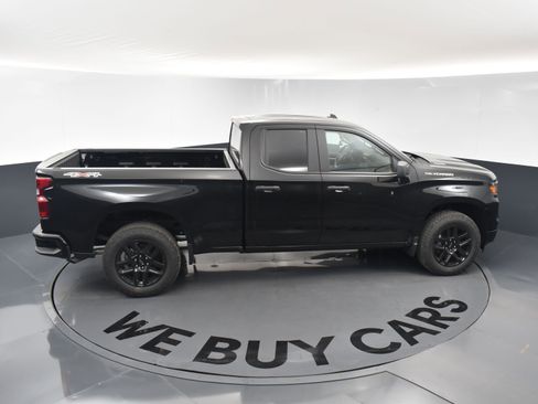 Used 2025 Chevrolet Silverado 1500 Custom w/ Turbomax Blackout Package image 34
