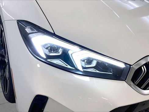 New 2026 BMW 330i xDrive Sedan w/ M Sport Package AWD/4WD image 13