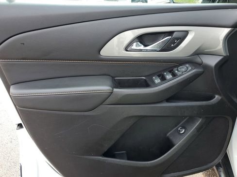 Used 2020 Chevrolet Traverse LT w/ LPO, Floor Liner Package AWD/4WD image 21